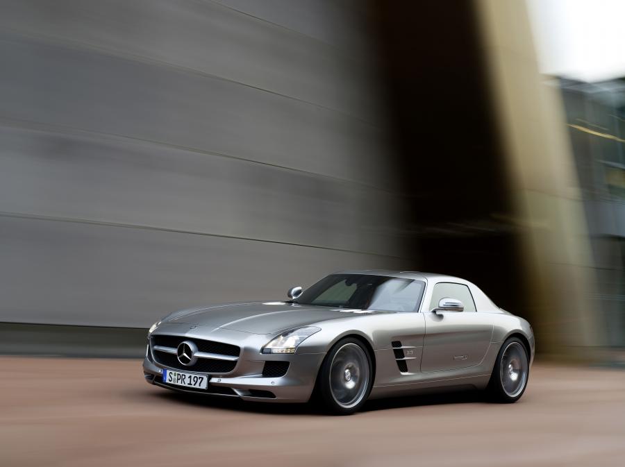  Mercedes-Benz SLS AMG 2010 года  (фото 441 из 526)